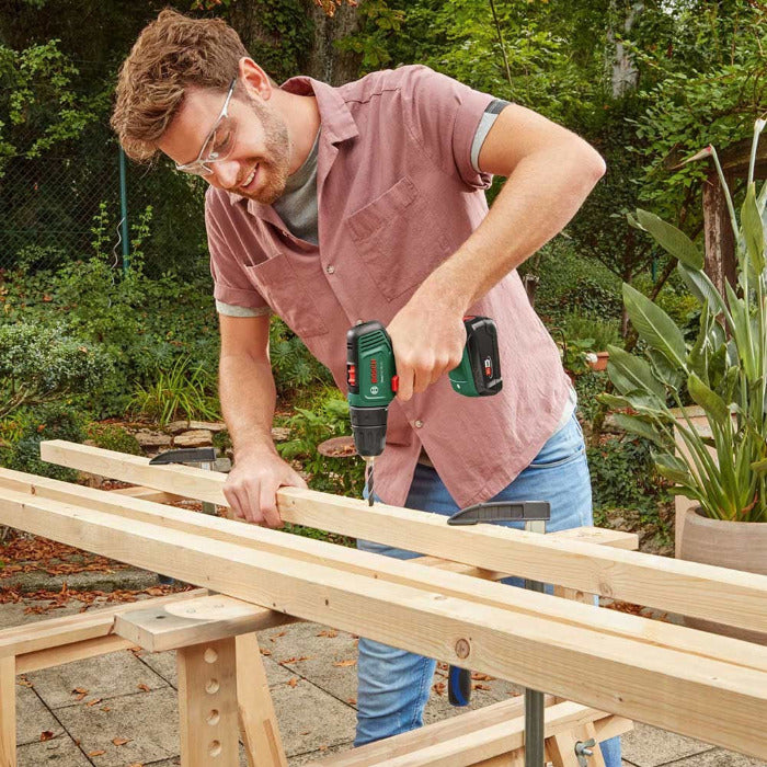 Akumulatora urbjmašīna skrūvgriezis BOSCH EasyDrill 18V-40 - bez akumulatora un lādētāja