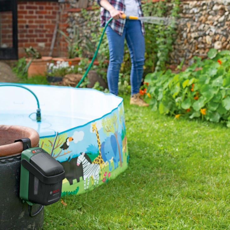 Akumulatora lietus ūdens sūknis BOSCH GardenPump 18V-2000 - bez akumulatora un lādētāja