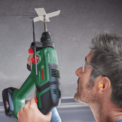 Akumulatora perforators BOSCH UniversalHammer 18V - bez akumulatora un lādētāja