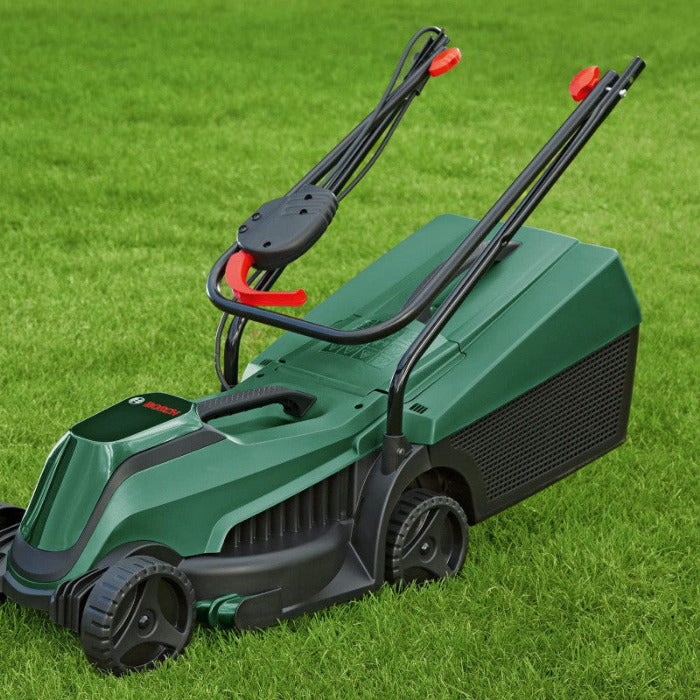 Bosch EasyMower 18V-32-200 akumulatora zāles pļāvējs | Nelieliem zālieniem un ērtai pļaušanai