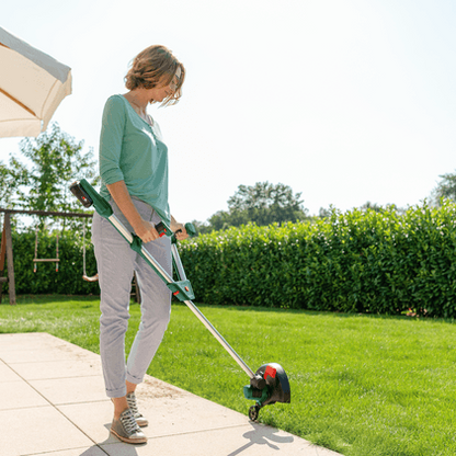 Akumulatora Trimmeris Bosch UniversalGrassCut 18V-26 | Ērtai zāliena malu kopšanai
