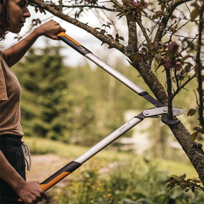 Fiskars zaru šķēres biezākiem zariem, divasmeņu DualAction™ LX108