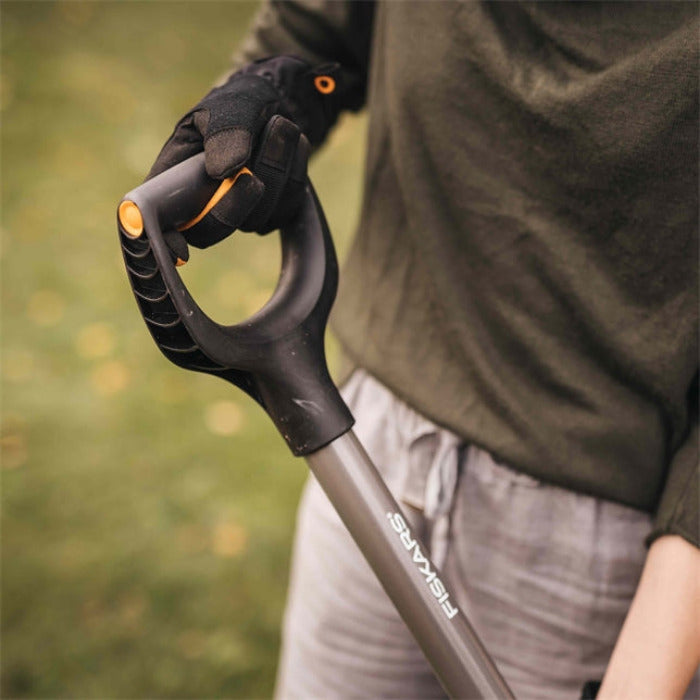Ergonomiskā lāpsta Fiskars