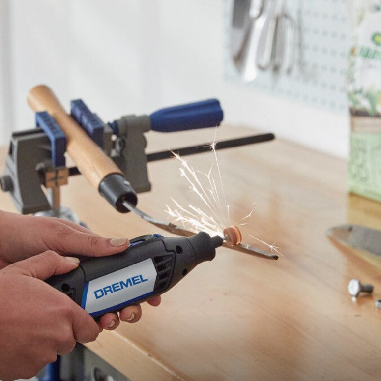 Dremel 3200-1/90 ar 90 piederumiem