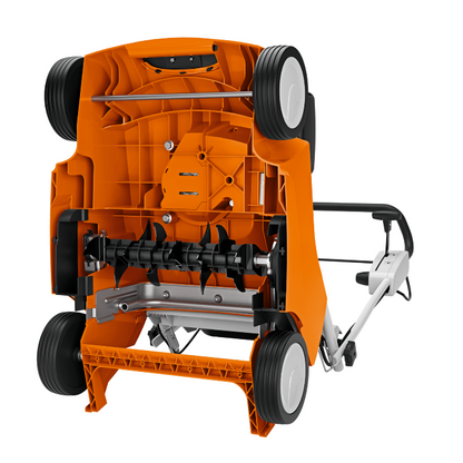Benzīna Aerators un Skarifikators STIHL RL 540 38 cm | Jaudīgai un dziļai zāliena atjaunošanai