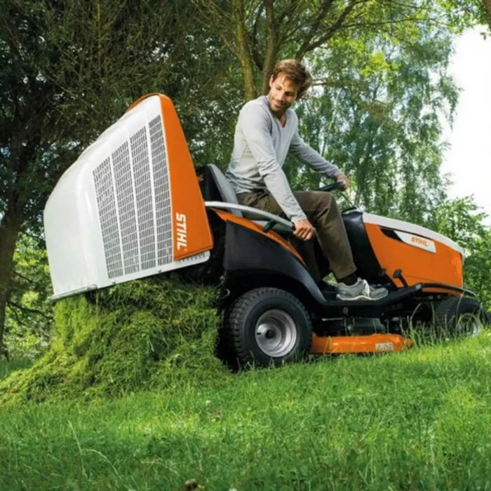 STIHL RT 4097 SX dārza traktors | Jaudīgs zāles traktors lielākām teritorijām