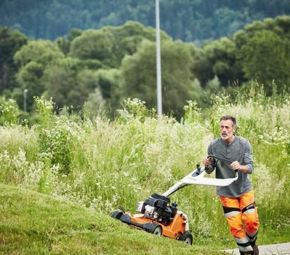 STIHL RM 453 T benzīna zāles pļāvējs 51 cm | Pašgājējs zālieniem līdz 1200 m²