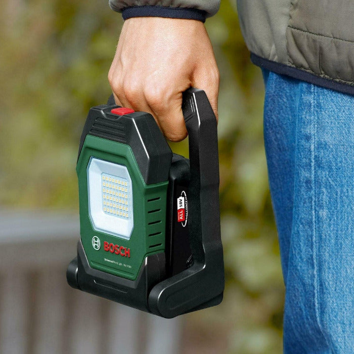 Akumulatora darba apgaismojums BOSCH UniversalWorkLight 18V-2100