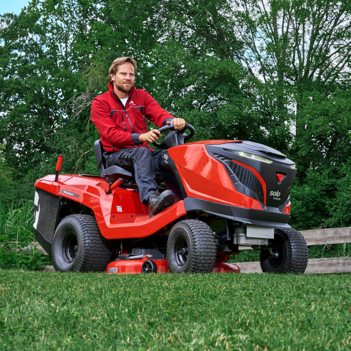 solo by AL-KO T 22-105.4 HD-A V2 dārza traktors | Jaudīgai zāliena pļaušanai lielās platībās